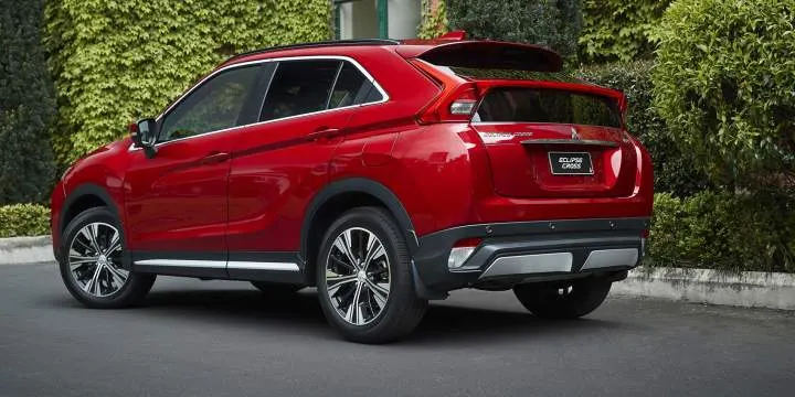 Carousel-Eclipse_0000s_0003_Layer-15.jpg