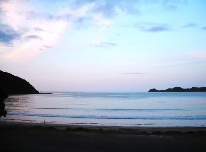 oneroa_bay_long_beach_russell_bay_of_islands.jpg