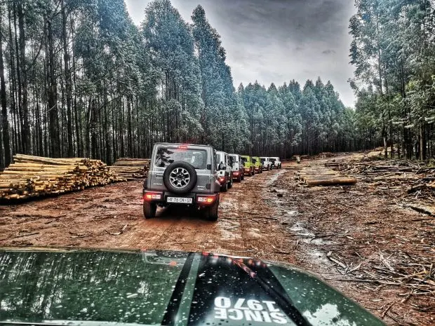 jimny2-1-620x465.jpeg
