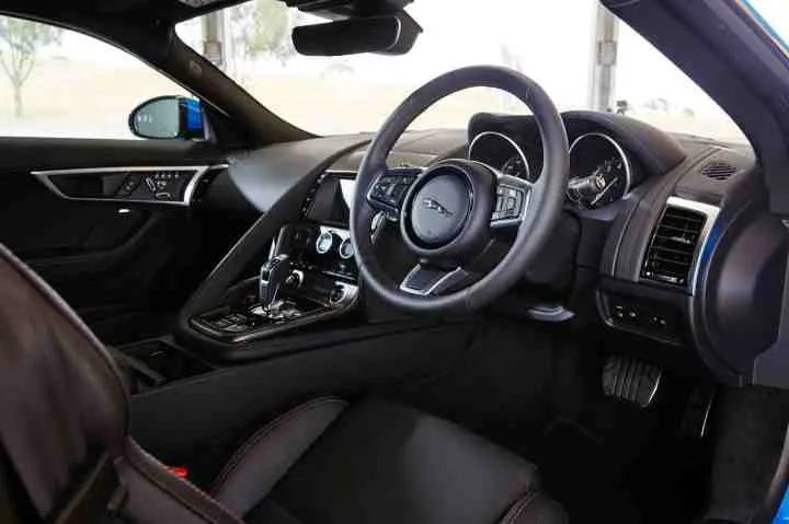 2018 Jaguar F-TYPE 4 cylinder