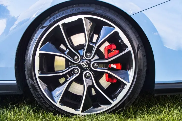 wheel close up.jpg